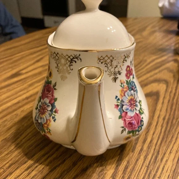Vintage 1950s Sadler English Bone China Teapot - Picture 2 of 7